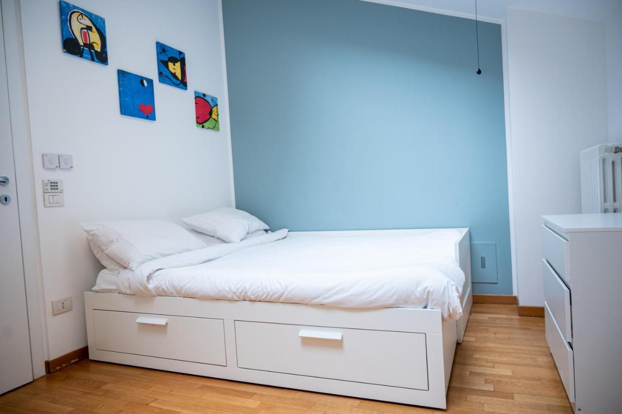 Trilocale Zona Farini/Isola Apartman Milánó Kültér fotó