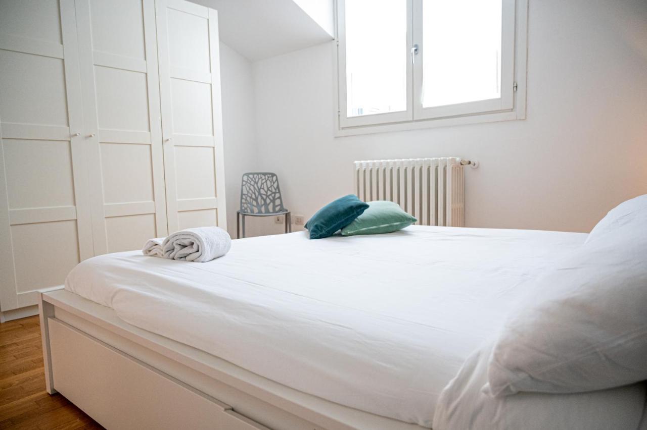 Trilocale Zona Farini/Isola Apartman Milánó Kültér fotó
